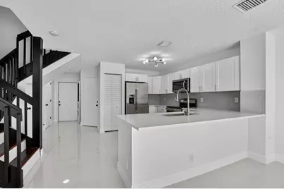 735 NW 42nd Place, Deerfield Beach, FL 33064 - Photo 8