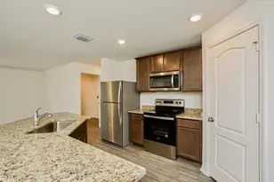 2174 SW Wayne St, Port Saint Lucie, FL 34984 - Photo 4