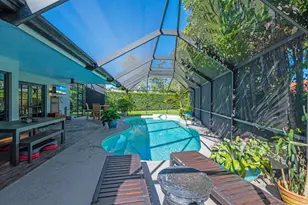 744 Windflower Ct, Wellington, FL 33414 - Photo 30