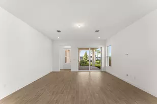 861 SW Newfield Ave, Palm City, FL 34990 - Photo 6