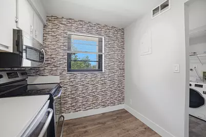 367 S Federal Highway #C323, Deerfield Beach, FL 33441 - Photo 12