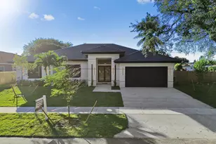 621 NW 42nd Ave, Coconut Creek, FL 33066 - Photo 2