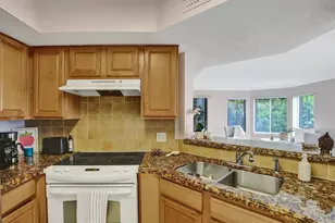 815 W Boynton Beach Blvd, Boynton Beach, FL 33426 - Photo 8
