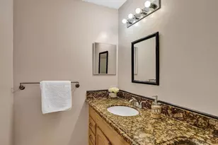 815 W Boynton Beach Blvd, Boynton Beach, FL 33426 - Photo 8
