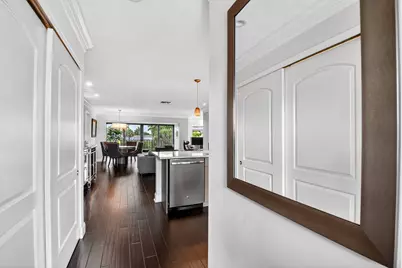 4290 Deste Court #303, Lake Worth, FL 33467 - Photo 4