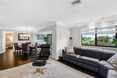 4290 Deste Court #303, Lake Worth, FL 33467 - Photo 10