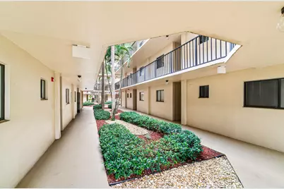 5370 Las Verdes Circle #209, Delray Beach, FL 33484 - Photo 6