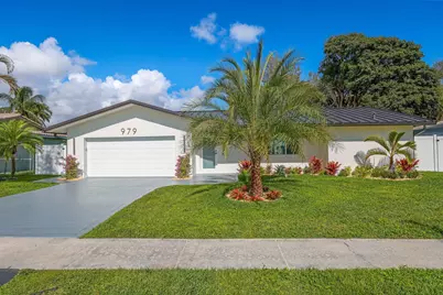 979 NW 8th Street, Boca Raton, FL 33486 - Photo 14