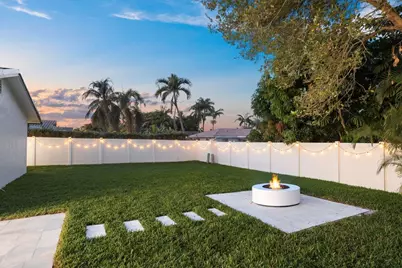 979 NW 8th Street, Boca Raton, FL 33486 - Photo 4