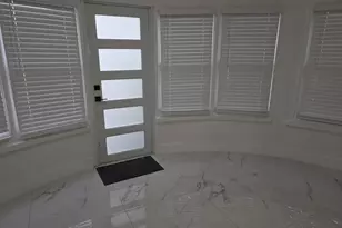 554 NW 102nd St, Miami, FL 33150 - Photo 4