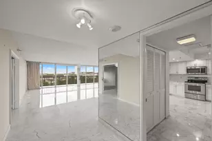 2480 Presidential Way, West Palm Beach, FL 33401 - Photo 8