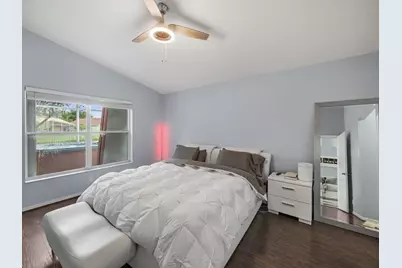 126 Hammocks Court, Greenacres, FL 33413 - Photo 16