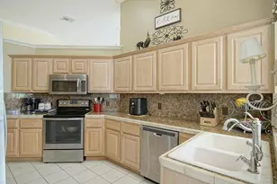 2987 Conifer Dr, Fort Pierce, FL 34951 - Photo 10