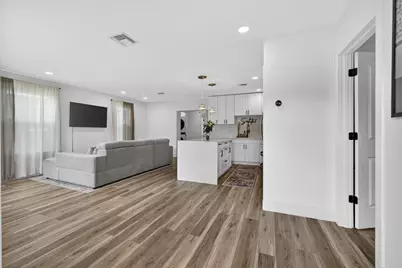 701 37th Street, West Palm Beach, FL 33407 - Photo 4