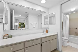 11863 Wimbledon Circle, Wellington, FL 33414 - Photo 14