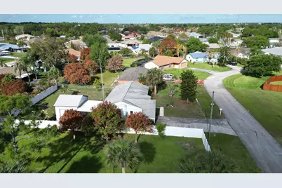 2262 SE Tile Terrace, Port Saint Lucie, FL 34952 - Photo 38