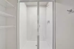 5671 Enclave Dr, West Palm Beach, FL 33407 - Photo 20