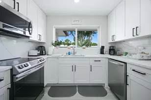 2740 SE 7th St, Pompano Beach, FL 33062 - Photo 12