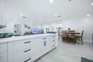 2740 SE 7th St, Pompano Beach, FL 33062 - Photo 18