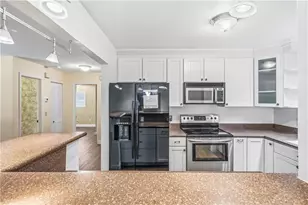 1202 SE Madison Ave, Stuart, FL 34996 - Photo 12