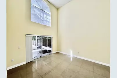 2572 NW 79th Avenue, Margate, FL 33063 - Photo 6