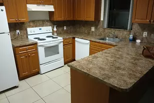 5925 Longbow Ln, West Palm Beach, FL 33415 - Photo 4