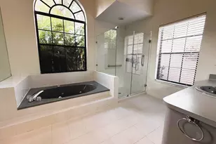 4 Lochwick Rd, Palm Beach Gardens, FL 33418 - Photo 16