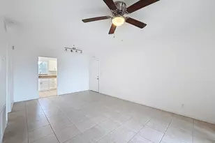 235 Lake Dora Dr, West Palm Beach, FL 33411 - Photo 18