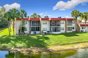 235 Lake Dora Dr, West Palm Beach, FL 33411 - Photo 16