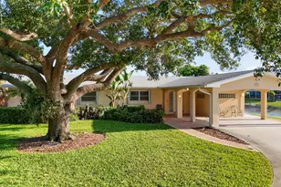 1059 Carambola Cir, West Palm Beach, FL 33406 - Photo 2