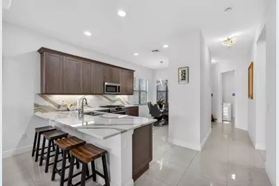 4805 Saint Armands Way, Loxahatchee, FL 33470 - Photo 8