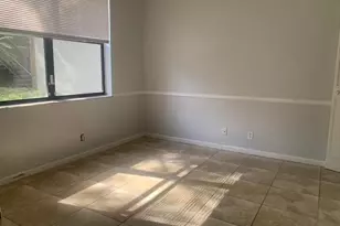 1256 S Military Trail, Deerfield Beach, FL 33442 - Photo 4