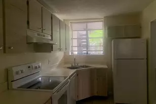 1256 S Military Trail, Deerfield Beach, FL 33442 - Photo 16