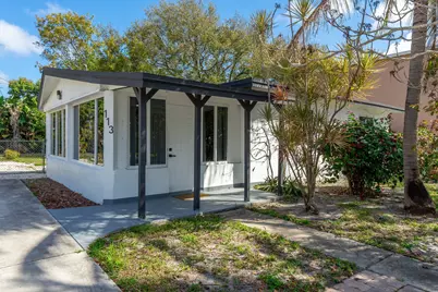 113 SE 8th Avenue, Boynton Beach, FL 33435 - Photo 1