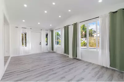 113 SE 8th Avenue, Boynton Beach, FL 33435 - Photo 6