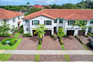 6851 Broadwater Ln, Lake Worth, FL 33467 - Photo 12