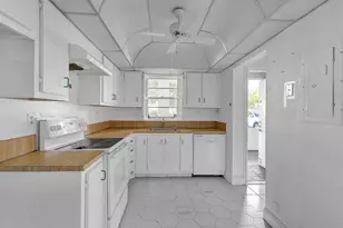 5860 NW 44th St, Lauderhill, FL 33319 - Photo 4