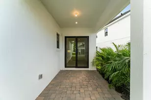 701 SW Backus Ln, Palm City, FL 34990 - Photo 16