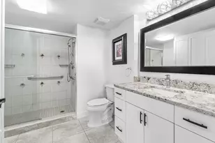 5480 N Ocean Dr, Singer Island, FL 33404 - Photo 18