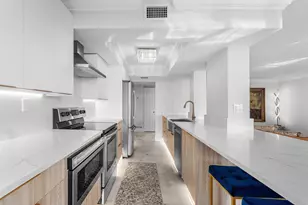 5480 N Ocean Dr, Singer Island, FL 33404 - Photo 4