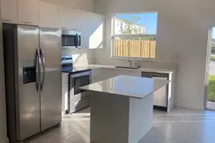 2354 NW 125 St, Miami, FL 33167 - Photo 2