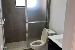 24 Laredo Pl, Davie, FL 33324 - Photo 16