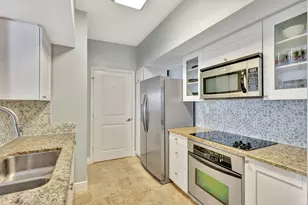 975 NW Flagler Ave, Stuart, FL 34994 - Photo 10