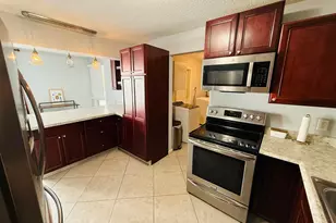 6719 Eastview Dr, Lake Worth, FL 33462 - Photo 14