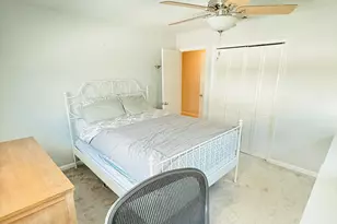 6719 Eastview Dr, Lake Worth, FL 33462 - Photo 10