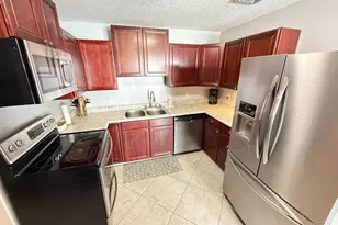 6719 Eastview Dr, Lake Worth, FL 33462 - Photo 14