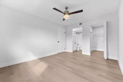 6881 NW 173rd Drive, Hialeah, FL 33015 - Photo 12