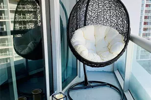 495 Brickell Ave, Miami, FL 33131 - Photo 14