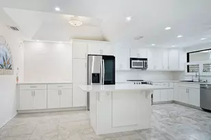6081 SE Landing Way, Stuart, FL 34997 - Photo 2