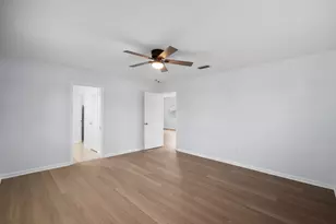 381 SE Edgewood Dr, Stuart, FL 34996 - Photo 12